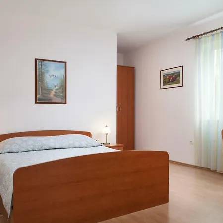 Appartement Cvjetni Dvori Makarska