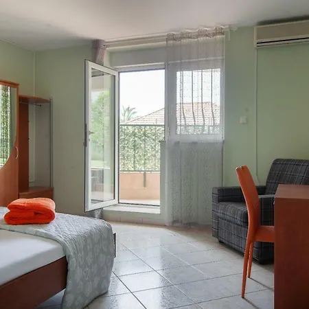 Cvjetni Dvori Appartement Makarska